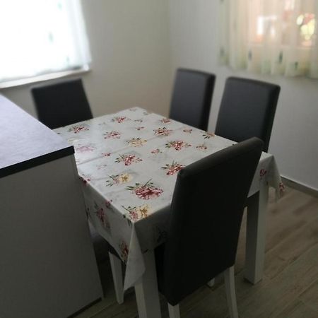 Apartman Nekic أوباتيا المظهر الخارجي الصورة